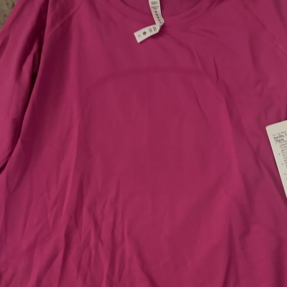 NWT Swiftly Tech Long Sleeve 2.0 Race -Sonic Pink - Picture 7 of 8
